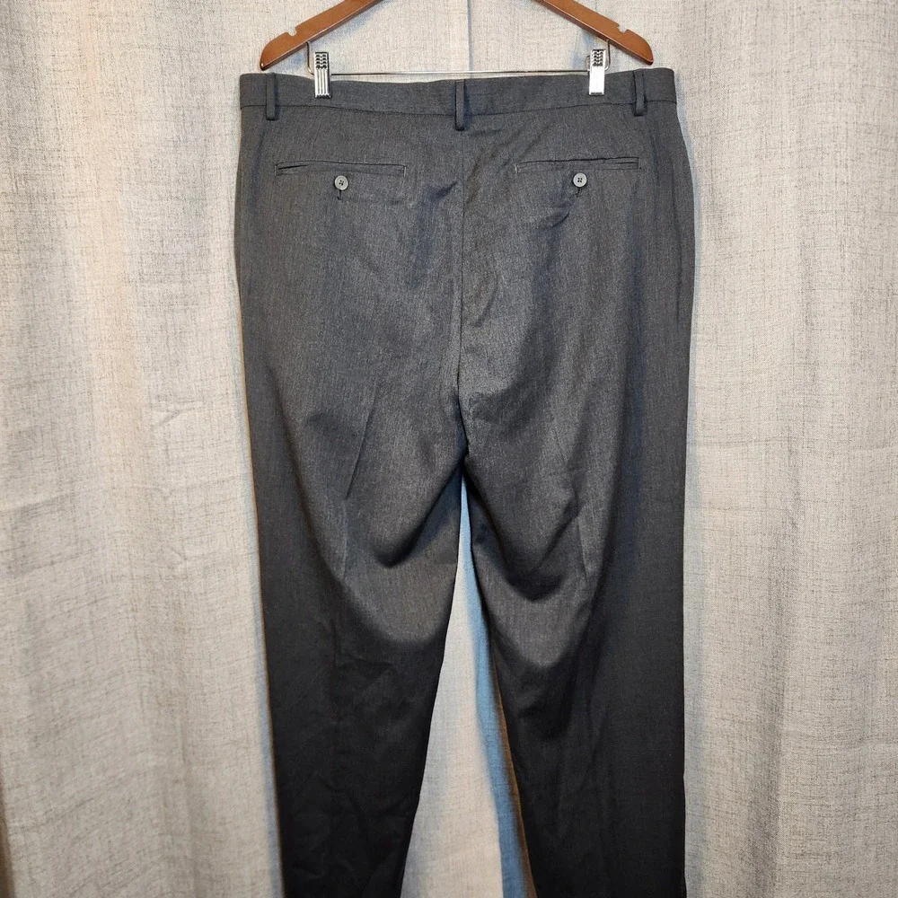 Calvin Klein Dress Pants Men's 40x32 Slacks Dark Gray Flat Front Polyester Blend